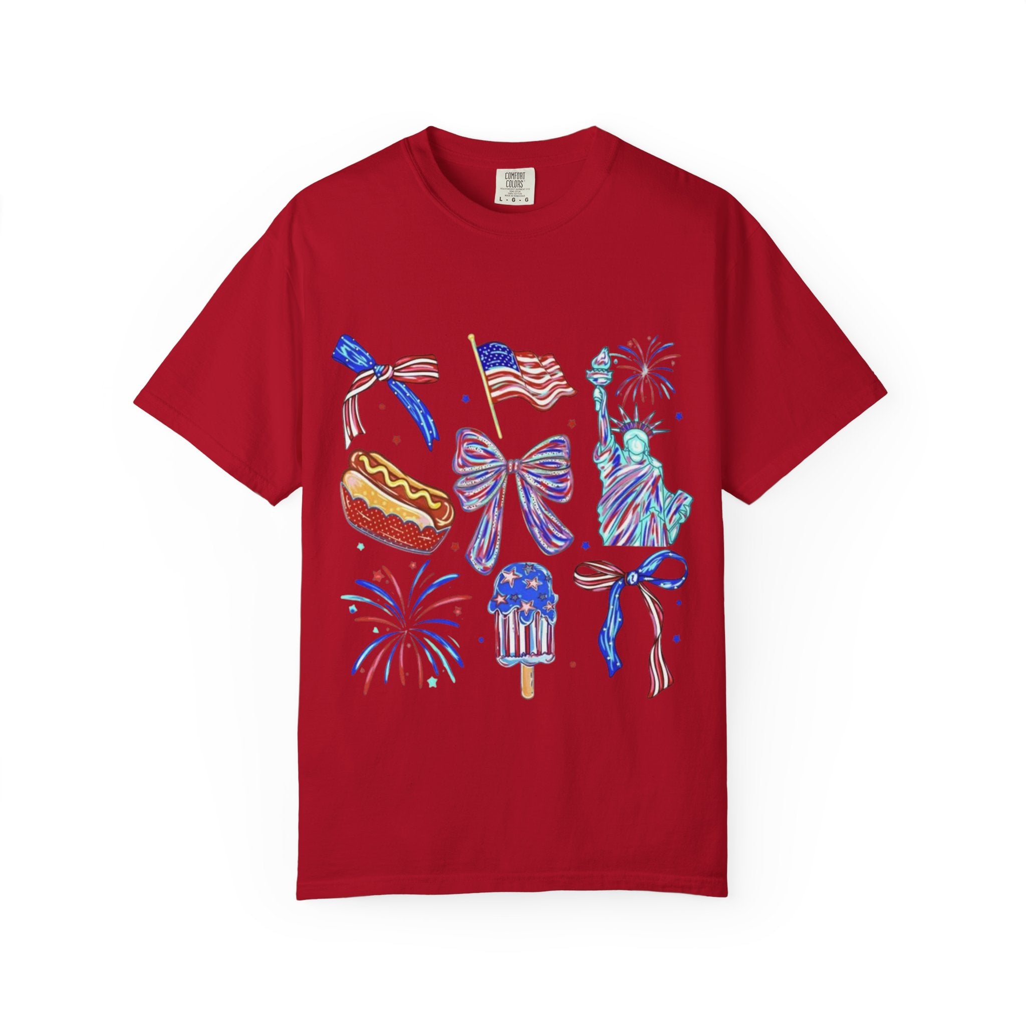 Statue of Liberty, Fireworks & Flags- Tee