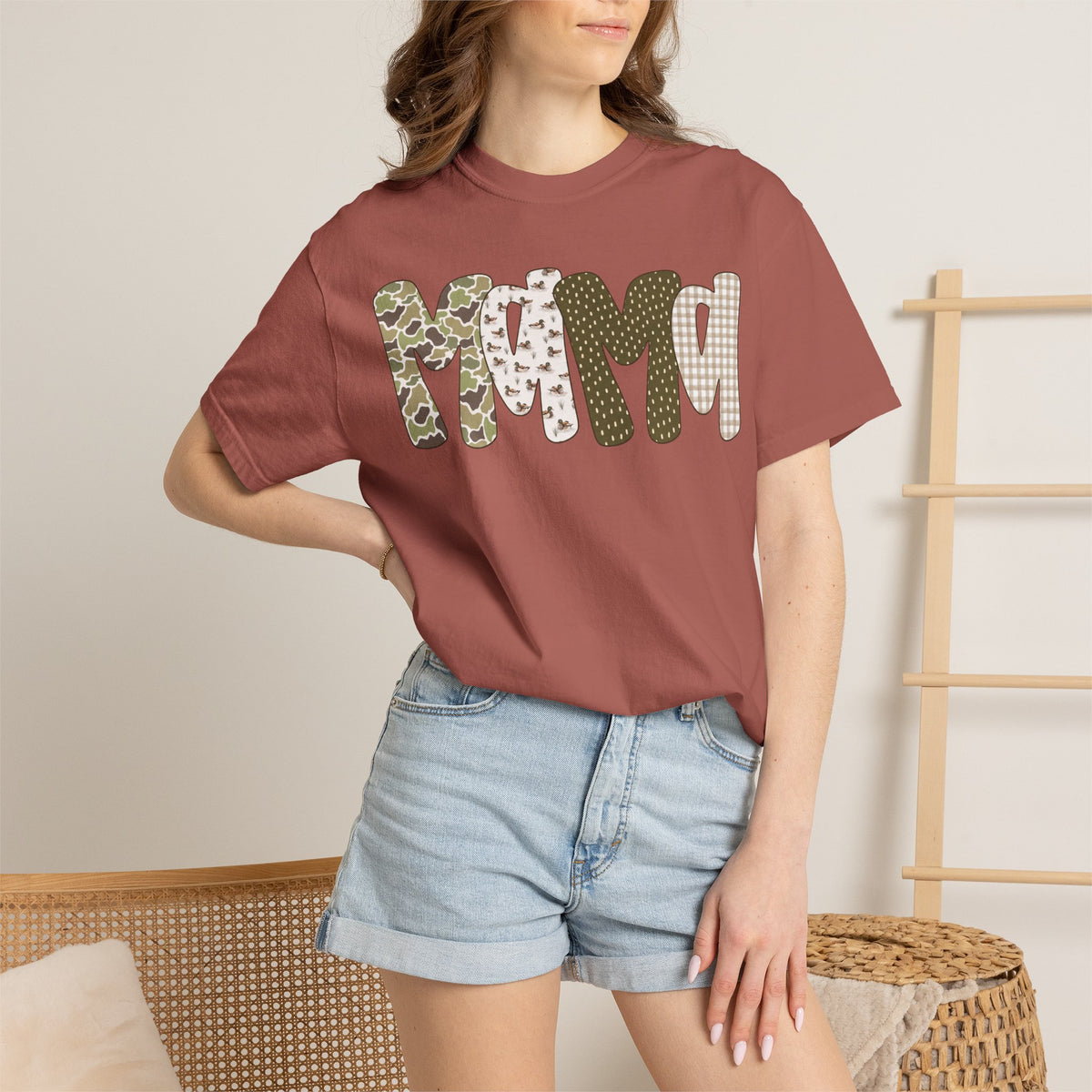 Mama Duck Tee