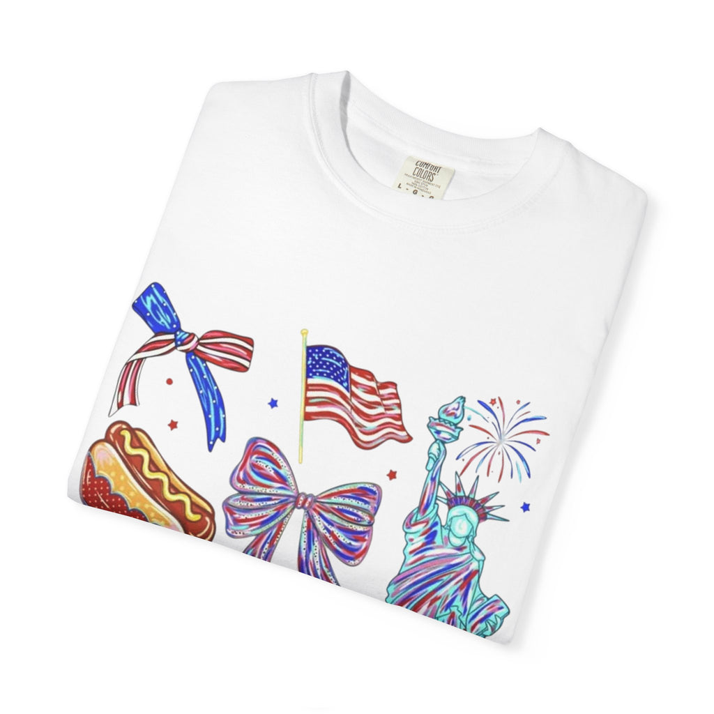 Statue of Liberty, Fireworks & Flags- Tee