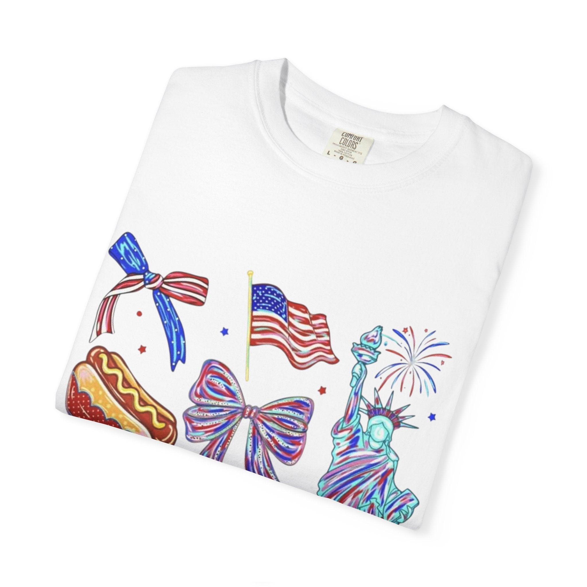 Statue of Liberty, Fireworks & Flags- Tee