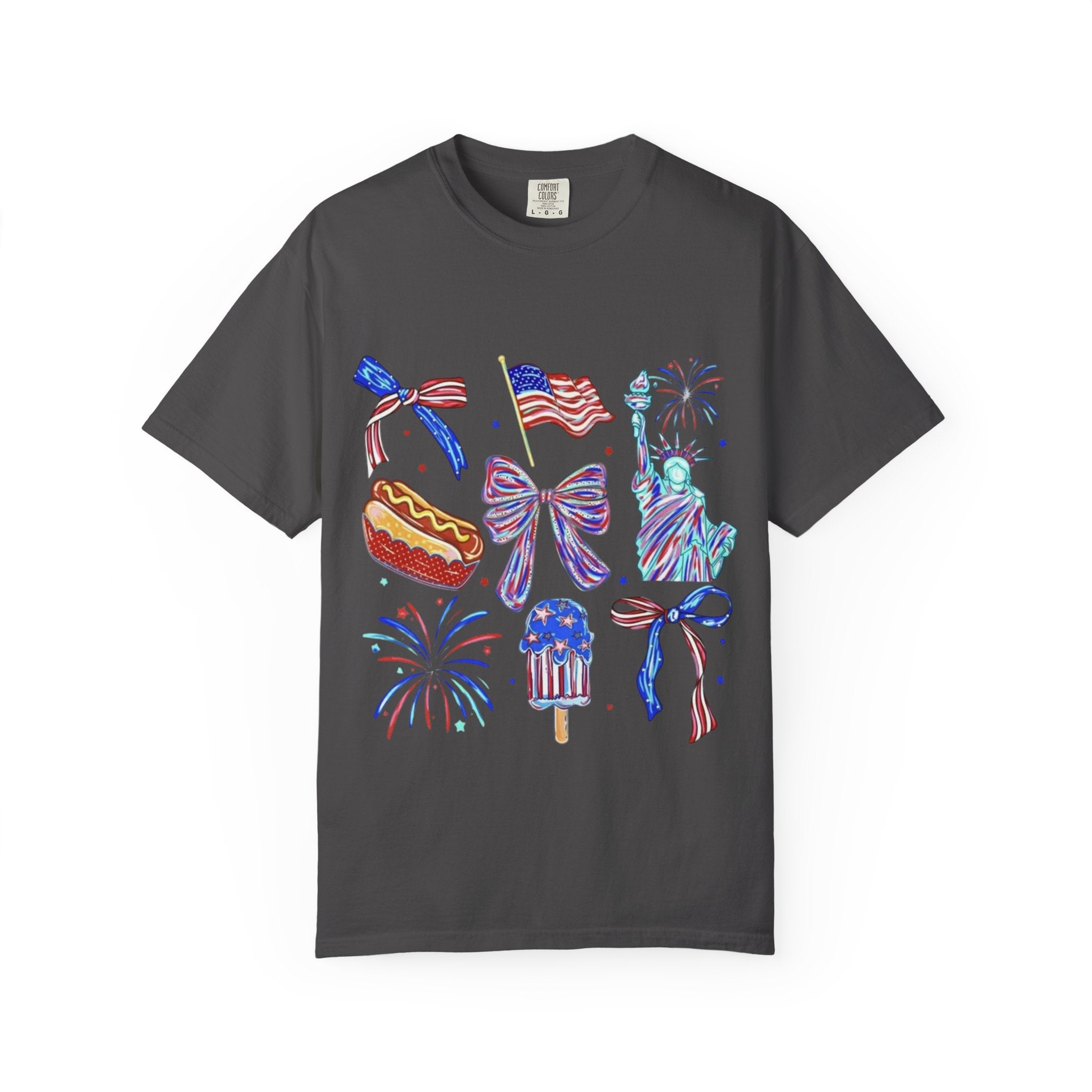 Statue of Liberty, Fireworks & Flags- Tee