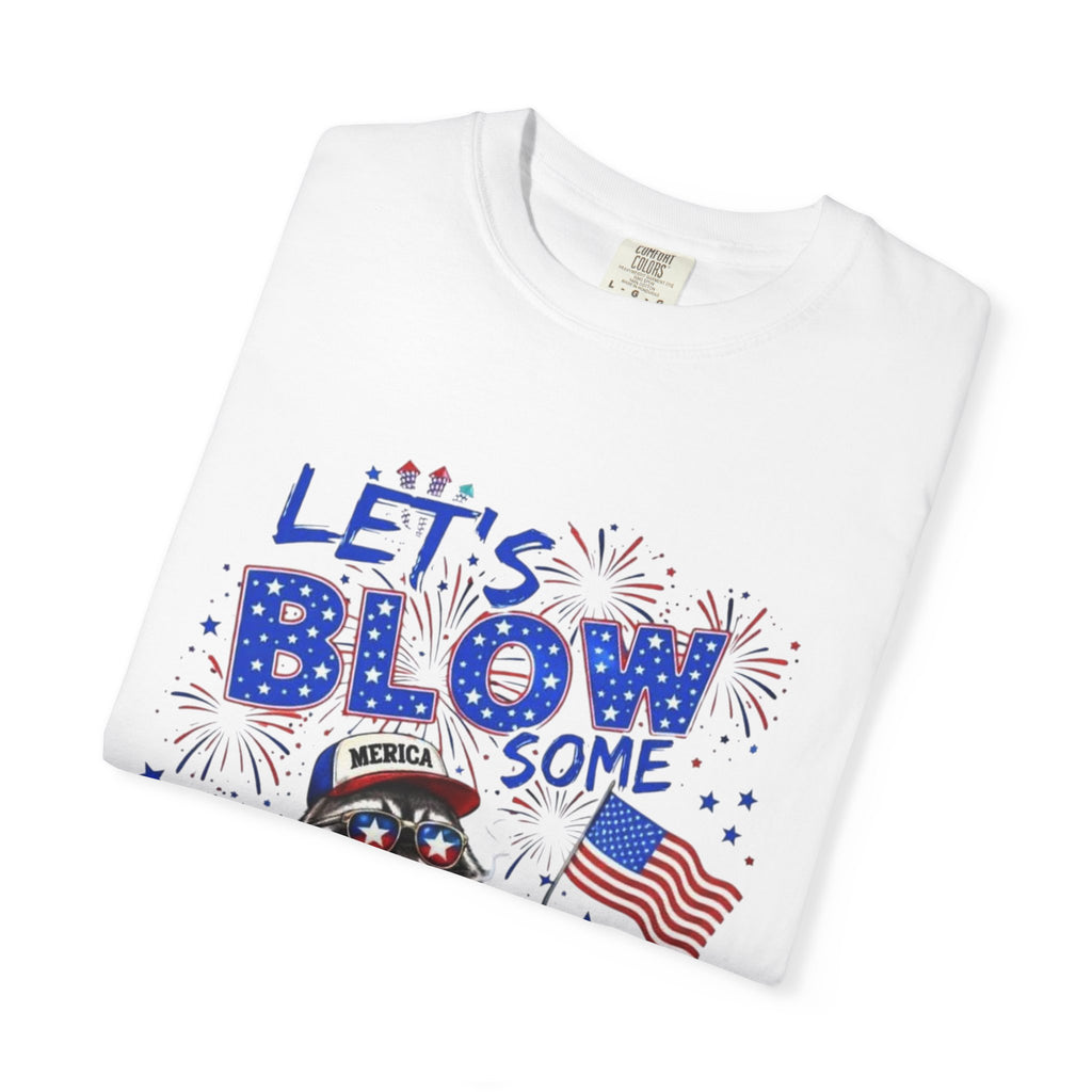 Patriotic Raccoon- Graphic T-Shirt