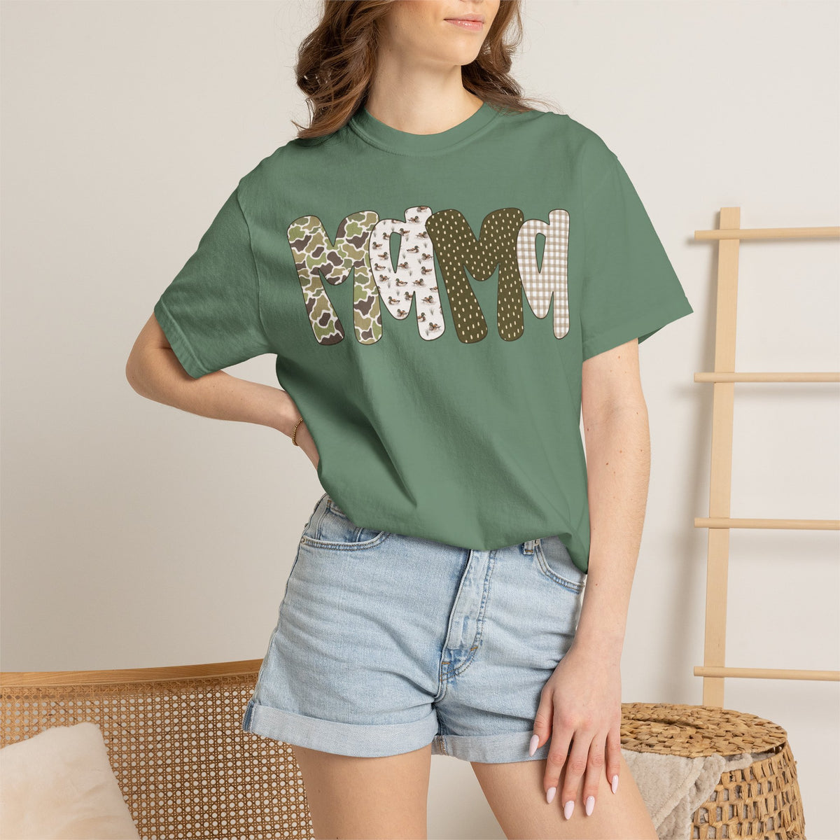 Mama Duck Tee