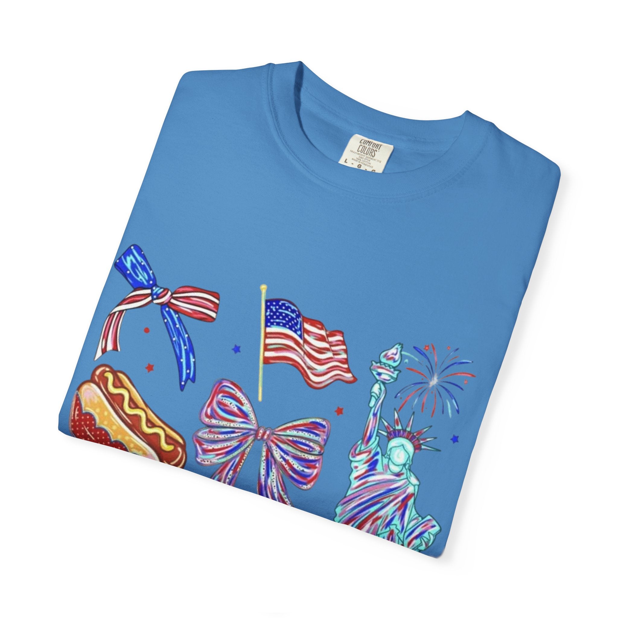 Statue of Liberty, Fireworks & Flags- Tee