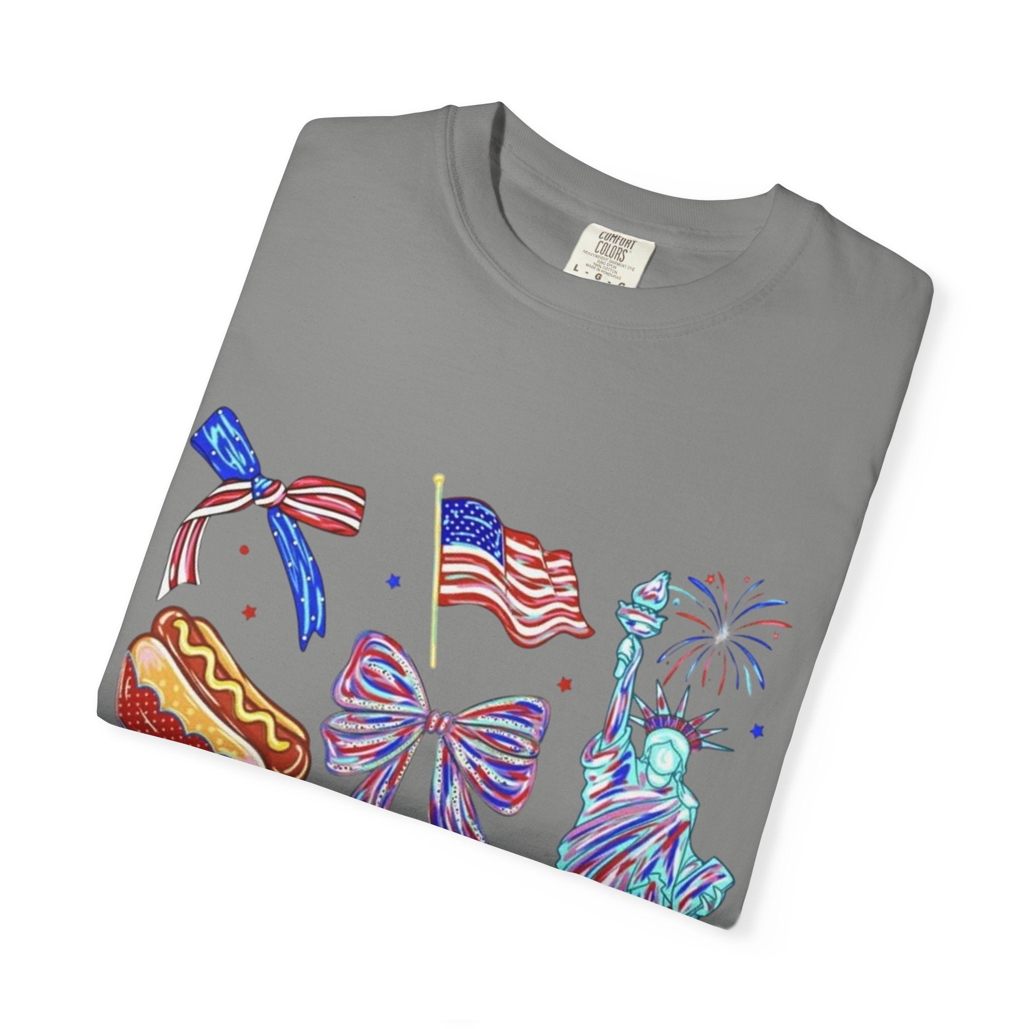 Statue of Liberty, Fireworks & Flags- Tee