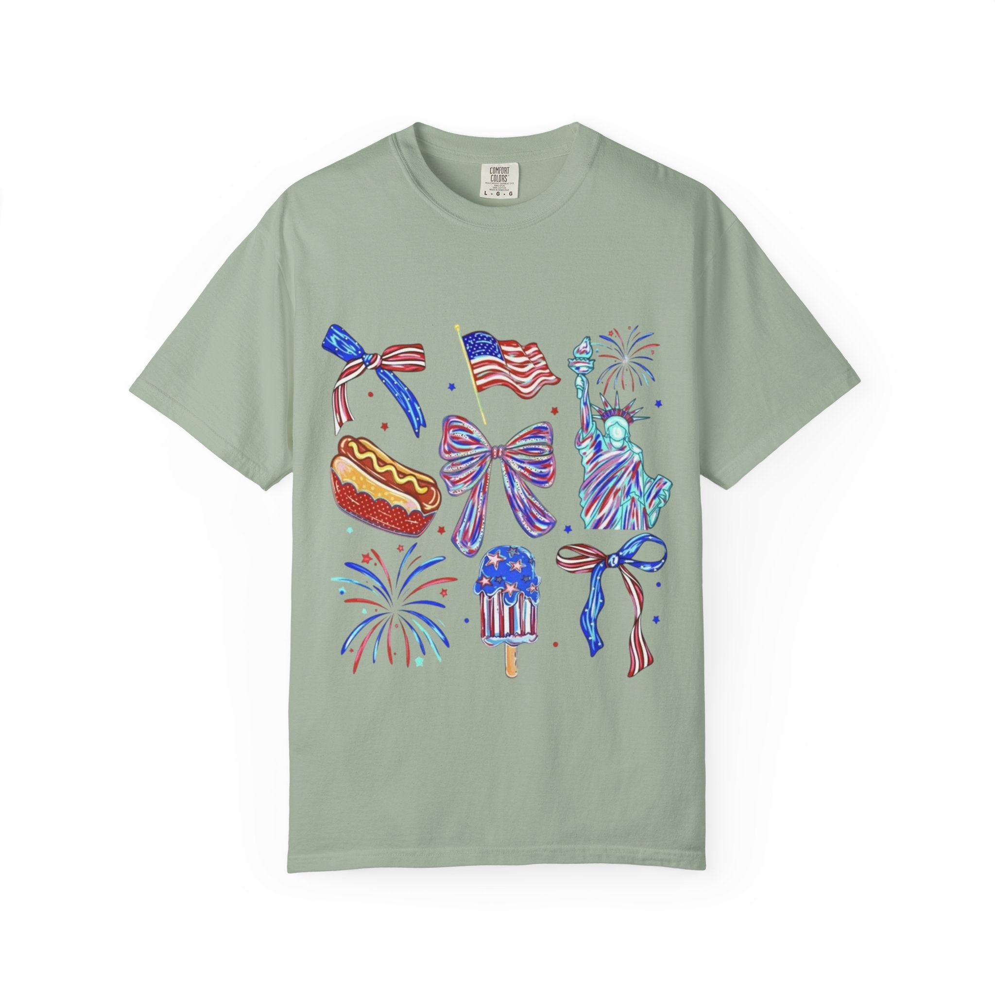 Statue of Liberty, Fireworks & Flags- Tee