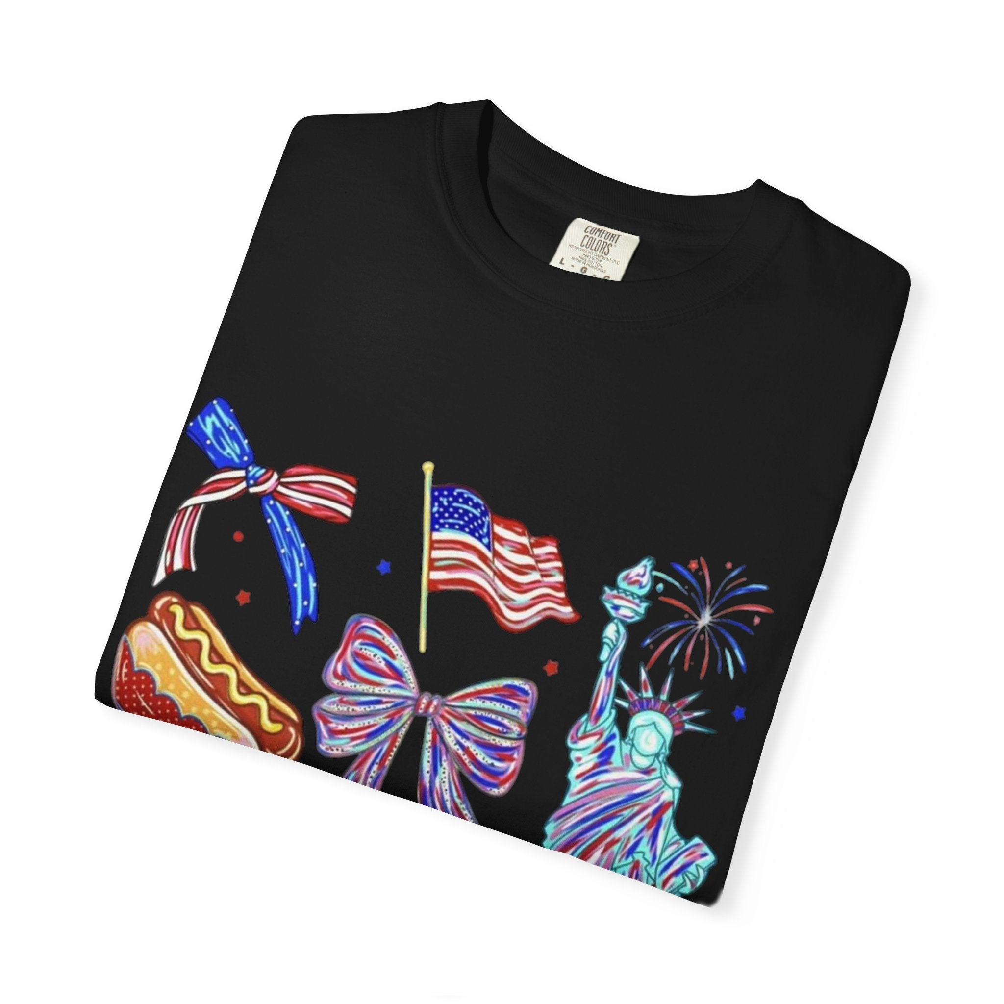 Statue of Liberty, Fireworks & Flags- Tee