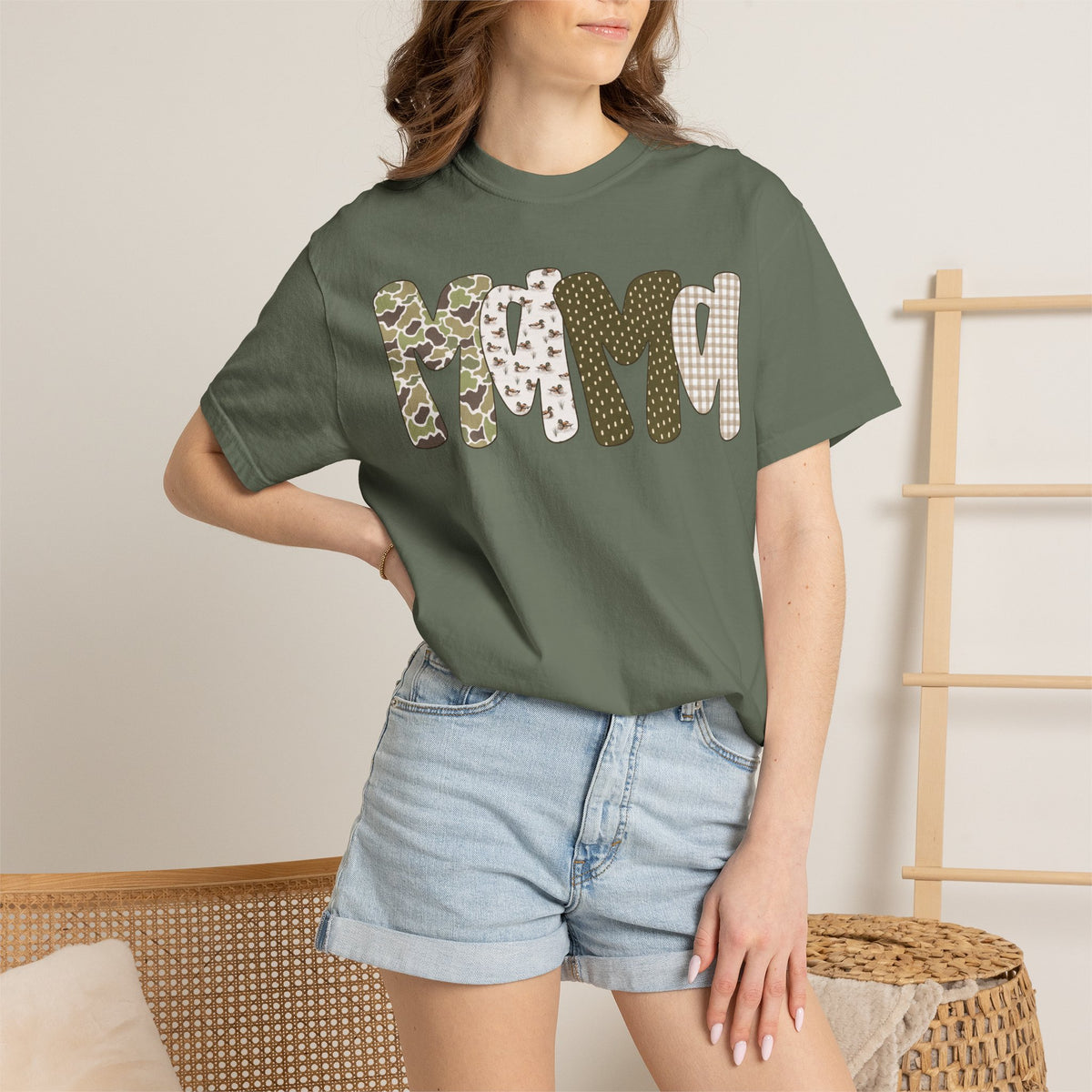 Mama Duck Tee